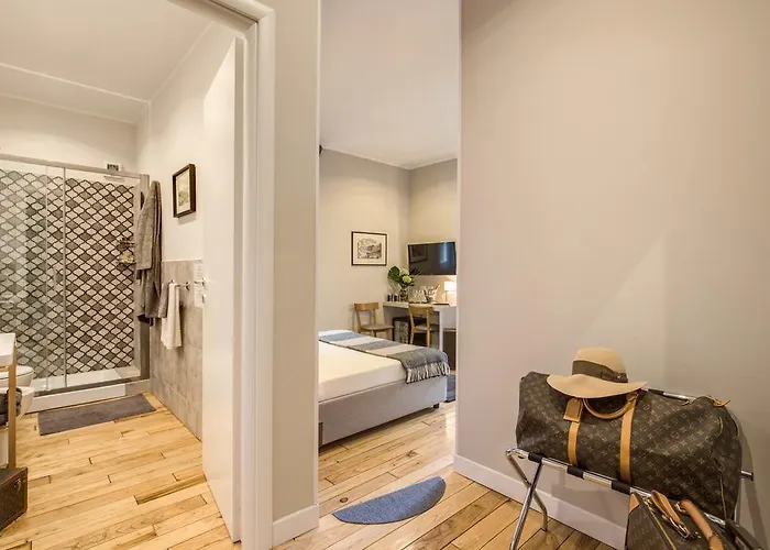 Konukevi The Club Navona 4*